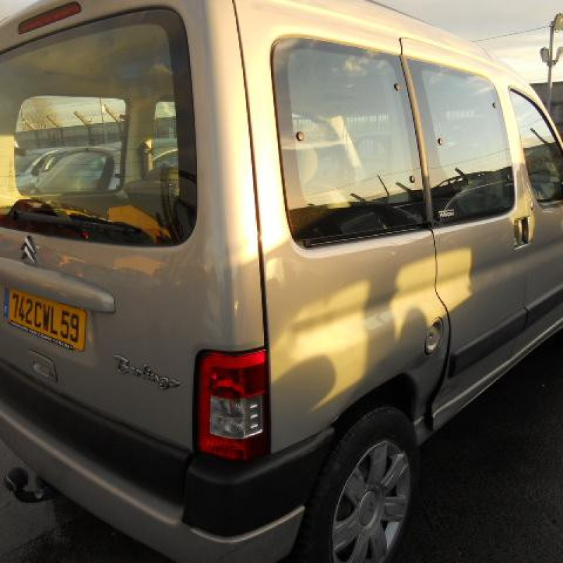 Vitre arriere gauche CITROEN BERLINGO 1 Photo n°3