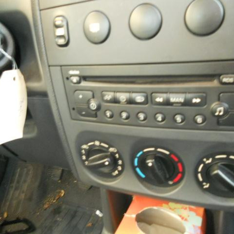 Vitre arriere gauche CITROEN BERLINGO 1 Photo n°8