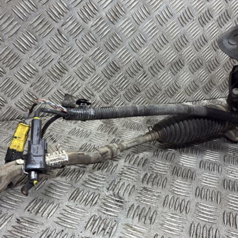 Cremaillere assistee PEUGEOT 5008 2 Photo n°3