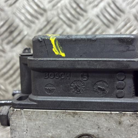 Bloc ABS (freins anti-blocage) RENAULT TRAFIC 3 COURT