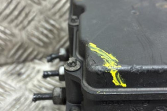 Bloc ABS (freins anti-blocage) RENAULT TRAFIC 3 COURT