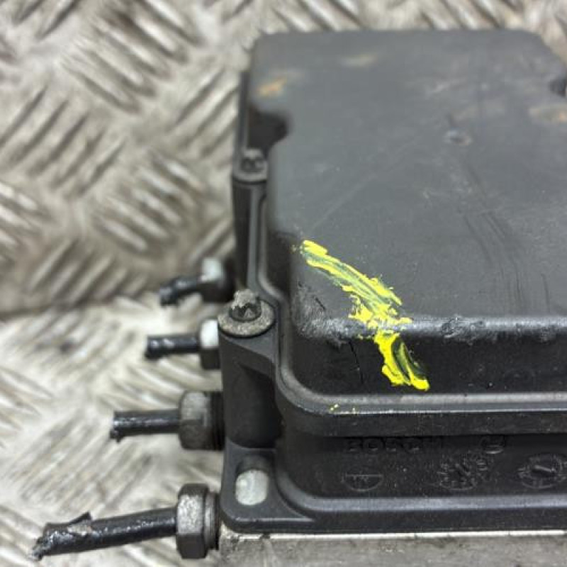 Bloc ABS (freins anti-blocage) RENAULT TRAFIC 3 COURT Photo n°3