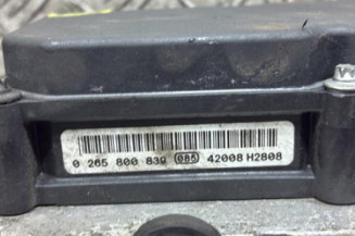 Bloc ABS (freins anti-blocage) RENAULT TRAFIC 3 COURT