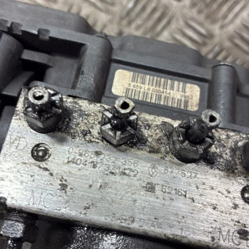 Bloc ABS (freins anti-blocage) RENAULT TRAFIC 3 COURT Photo n°5