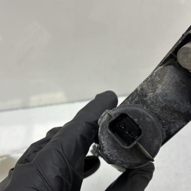 Anti brouillard arriere NISSAN NOTE 1 Photo n°4