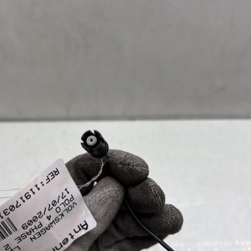 Antenne VOLKSWAGEN POLO 4 Photo n°3