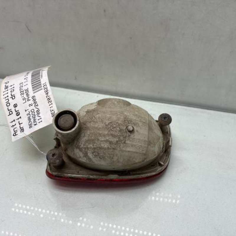 Anti brouillard arriere droit RENAULT KANGOO 2 Photo n°2