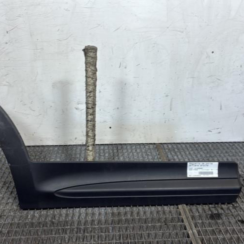 Baguette de porte arriere droite FIAT 500X Photo n°1