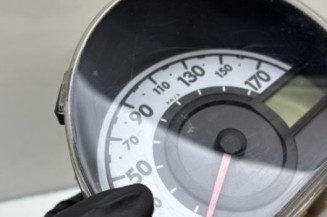 Compteur TOYOTA AYGO 1