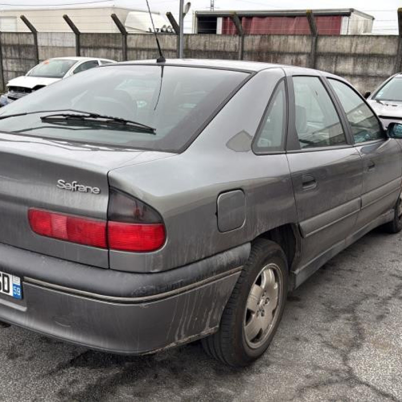 Cremaillere assistee RENAULT SAFRANE Photo n°7