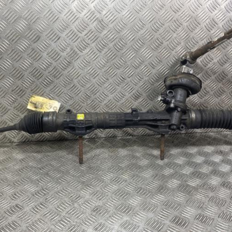 Cremaillere assistee PEUGEOT 308 1 Photo n°1