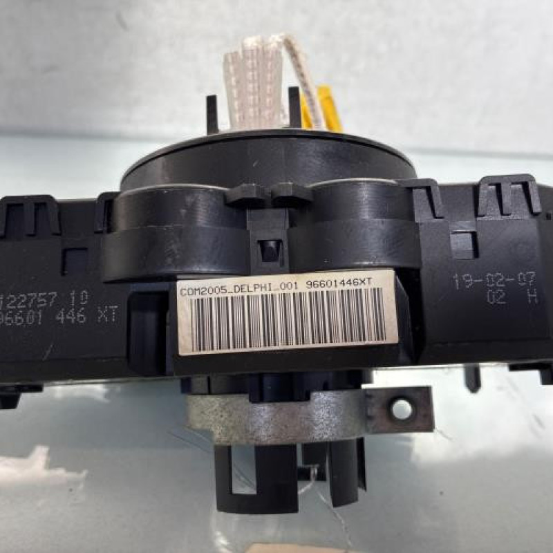 Com (Bloc Contacteur Tournant+Commodo Essuie Glace+Commodo Phare) CITROEN C2 Photo n°5