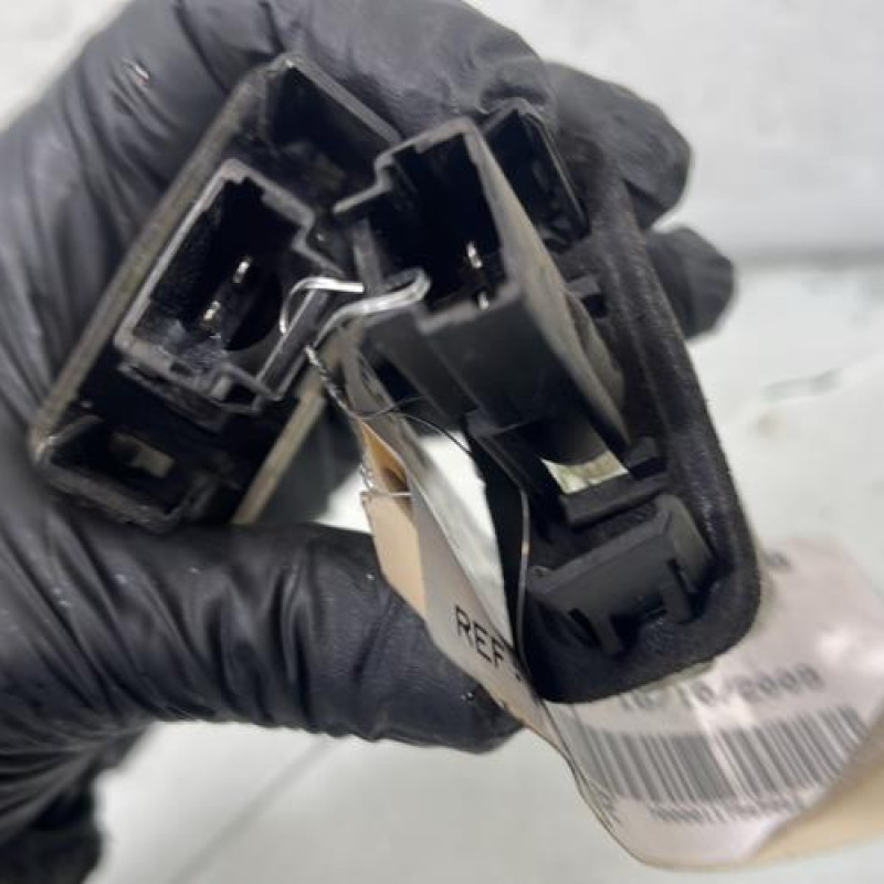 Eclairage de plaque PEUGEOT 206+ Photo n°3