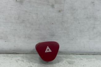 Bouton de warning CITROEN C3 1 Photo n°1