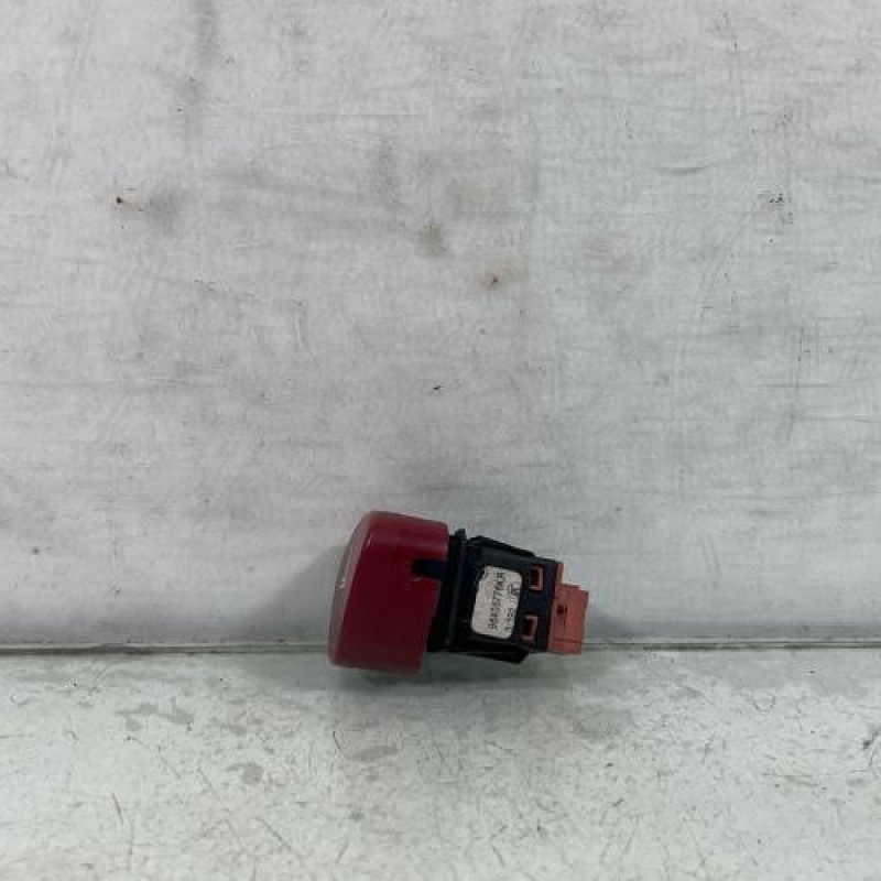 Bouton de warning CITROEN C3 1 Photo n°2