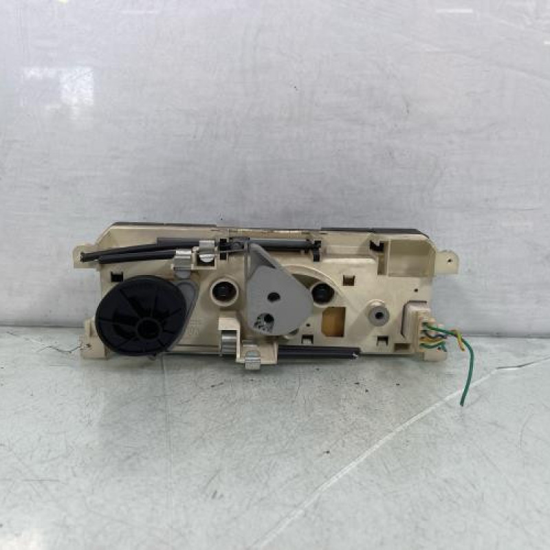 Commande chauffage PEUGEOT 405 Photo n°2