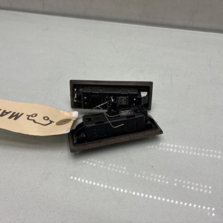 Eclairage de plaque AUDI Q2 Photo n°1