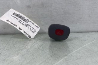 Bouton de warning RENAULT CLIO 2 Photo n°1