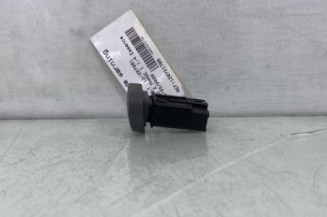 Bouton de warning RENAULT CLIO 2