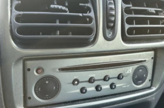 Bouton de warning RENAULT CLIO 2