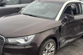 Crosse avant droit AUDI A1 1