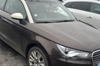 Crosse avant droit AUDI A1 1