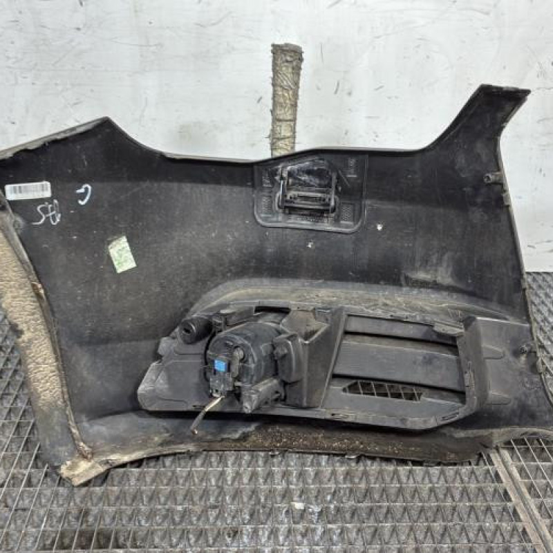 Crosse avant gauche AUDI A1 1 Photo n°5