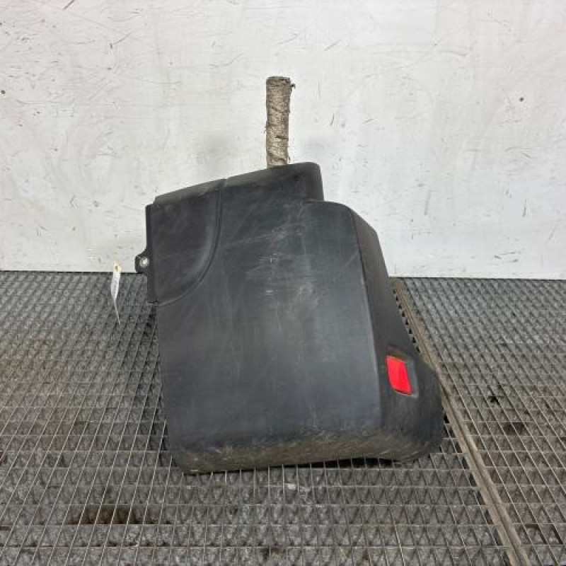 Crosse arriere gauche RENAULT MASTER 3 Photo n°2