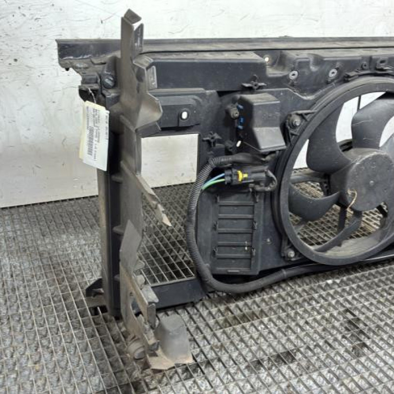 Face avant CITROEN BERLINGO 2 Photo n°2