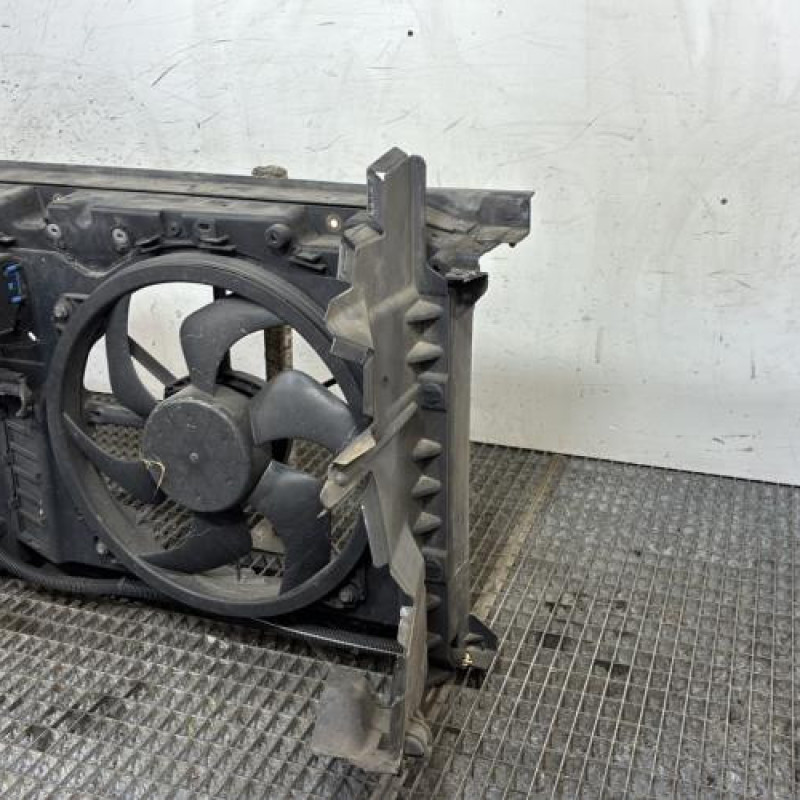 Face avant CITROEN BERLINGO 2 Photo n°3