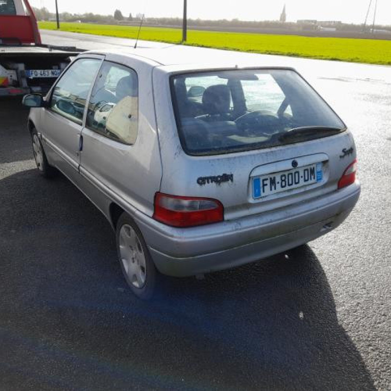 Face avant CITROEN SAXO Photo n°3