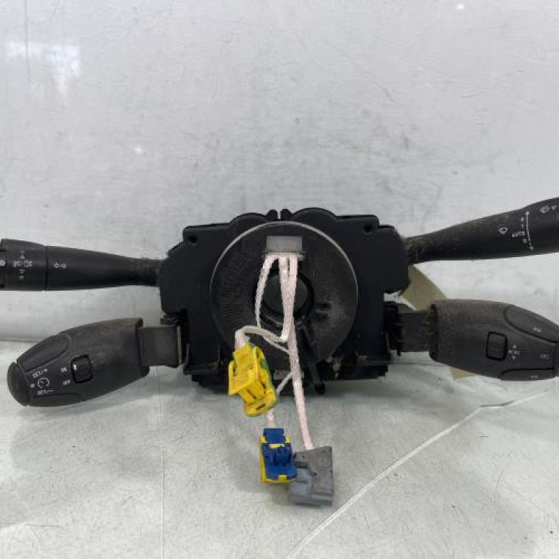 Com (Bloc Contacteur Tournant+Commodo Essuie Glace+Commodo Phare) PEUGEOT 307 Photo n°1