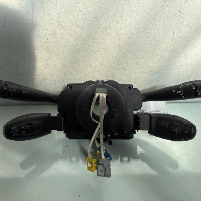 Com (Bloc Contacteur Tournant+Commodo Essuie Glace+Commodo Phare) PEUGEOT 307 Photo n°5