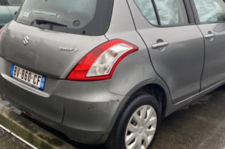 Repetiteur clignotant avant gauche (Feux) SUZUKI SWIFT 4