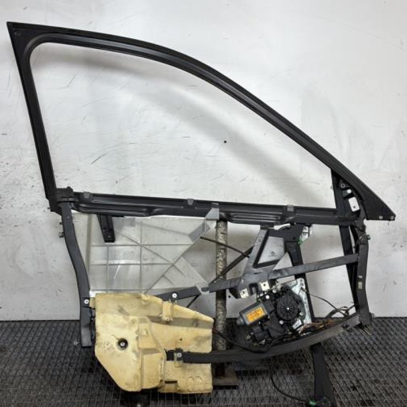 Leve vitre electrique avant gauche AUDI A4 1 Photo n°4
