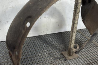 Pare boue avant gauche RENAULT TWINGO 1