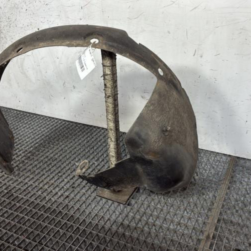 Pare boue avant gauche RENAULT TWINGO 1 Photo n°3