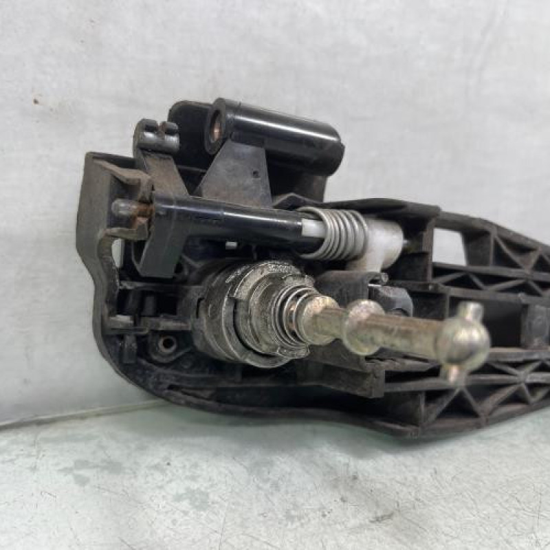 Poignee porte avant gauche CITROEN C2 Photo n°3