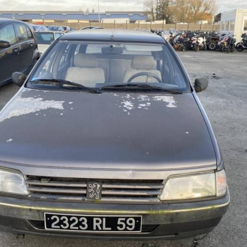 Moteur essuie glace avant PEUGEOT 405 Photo n°17