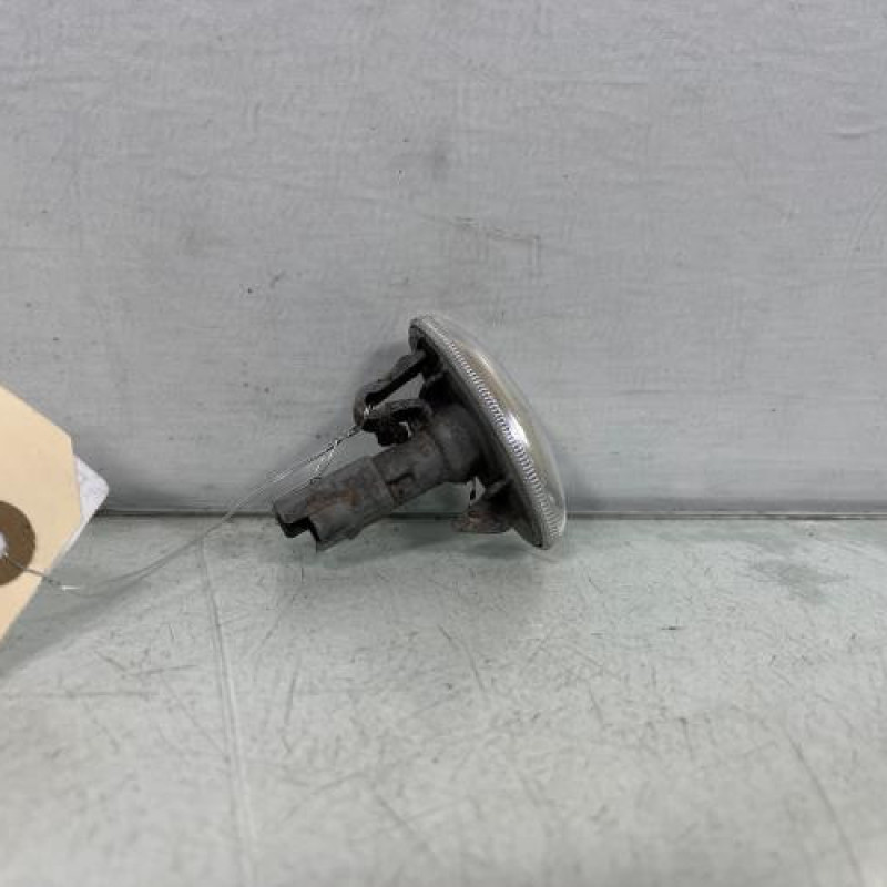 Repetiteur clignotant avant droit  (Feux) PEUGEOT PARTNER 1 Photo n°3