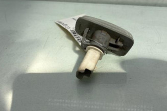Repetiteur clignotant avant droit  (Feux) PEUGEOT 306