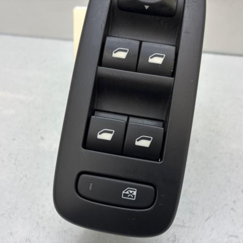 Interrupteur de leve vitre avant gauche PEUGEOT 208 1 Photo n°3