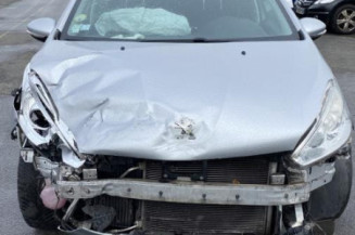 Interrupteur de leve vitre avant gauche PEUGEOT 208 1