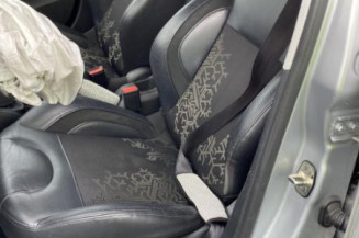 Levier frein à main PEUGEOT 208 1