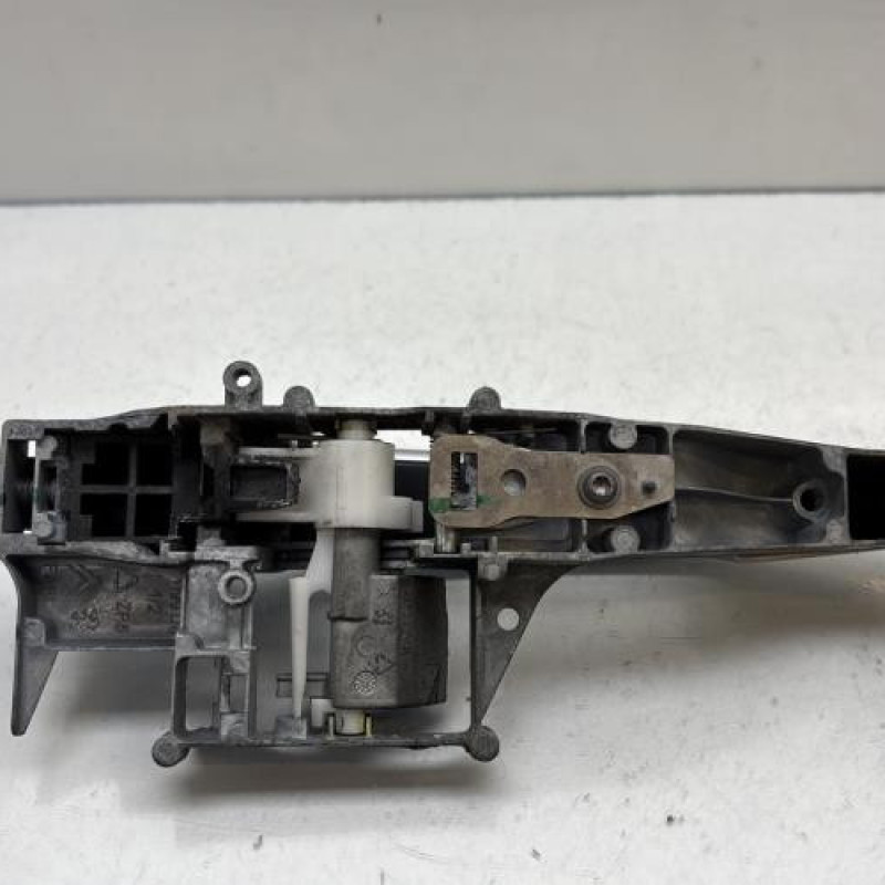 Poignee porte avant droit PEUGEOT 207 Photo n°4