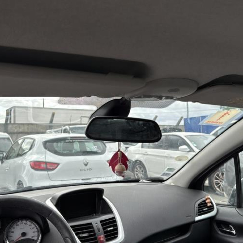 Pare boue arriere gauche PEUGEOT 207 Photo n°19