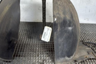 Pare boue avant gauche PEUGEOT 207 Photo n°1