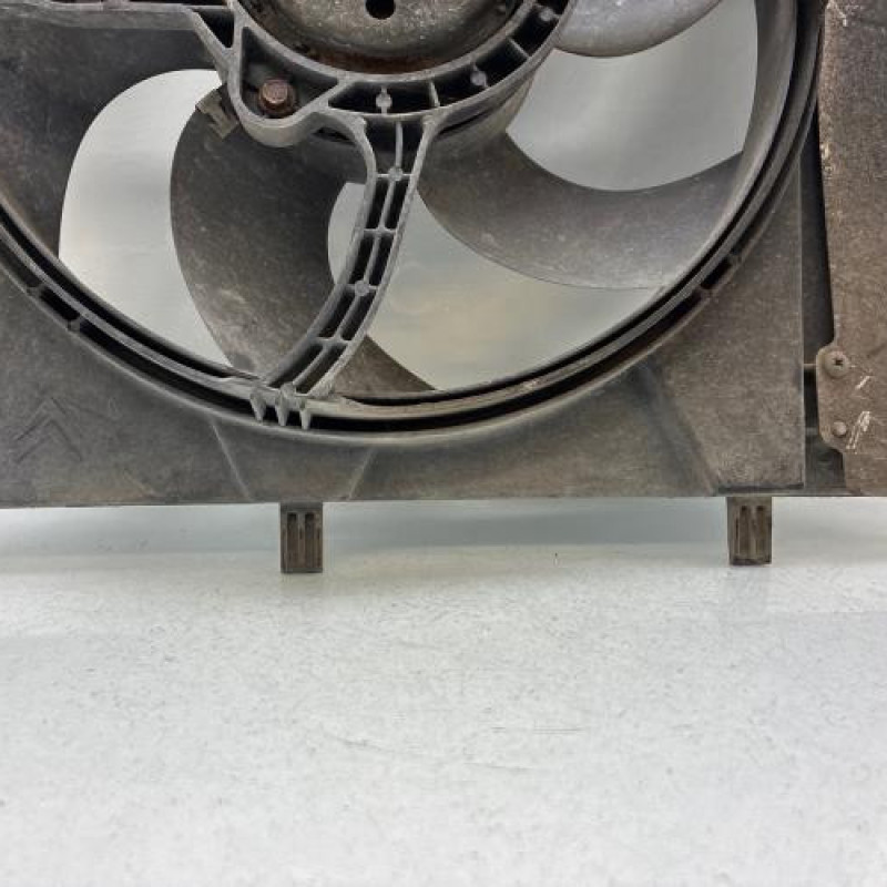 Moto ventilateur radiateur CITROEN C3 1 Photo n°3