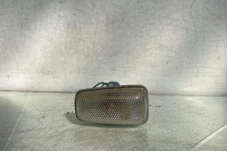 Repetiteur clignotant avant droit  (Feux) CITROEN SAXO Photo n°1