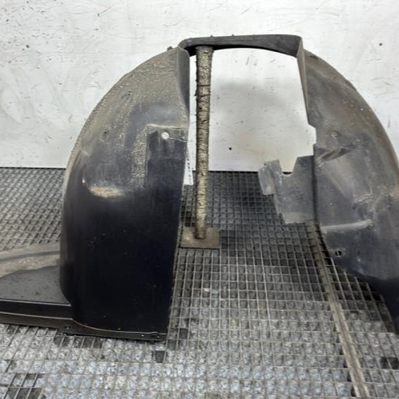 Pare boue avant droit PEUGEOT 307 Photo n°1